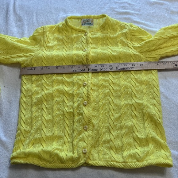 VTG Yellow Knit‎ Button Up Cardigan Sweater Grandmacore Coastal Women SzS (38) - Picture 6 of 9